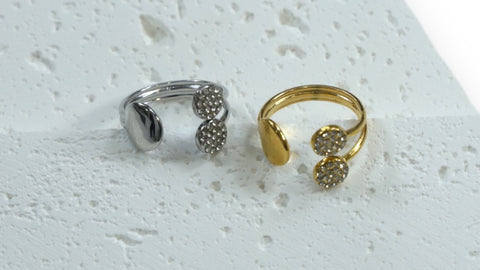 Dual Accent Stainless Steel Rings: A Fusion of Elegance and Glamour