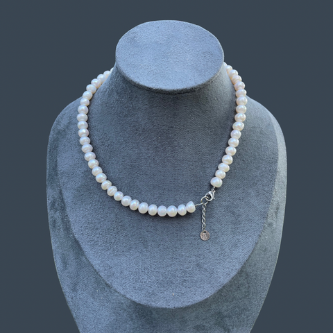 Elegant Freshwater Pearl Necklace with Stainless Steel Clasp