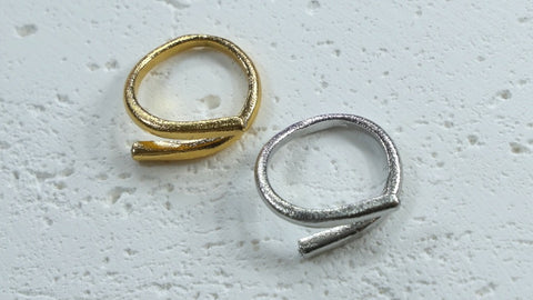 Textured Wrap Stainless Steel Rings: Bold Simplicity