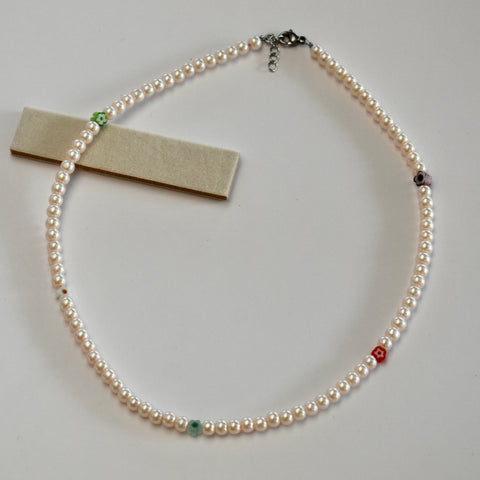 Kids' Pearl & Flower Bead Necklace