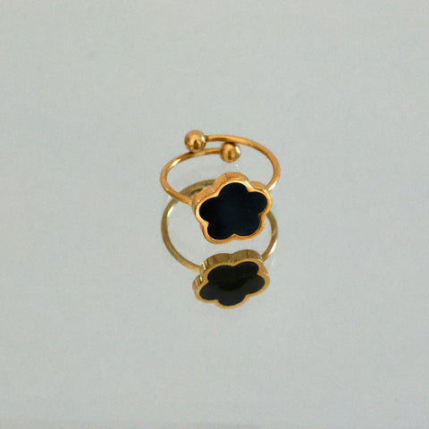 Chic Stainless Steel Gold-Plated Flower Ring with Black Accent