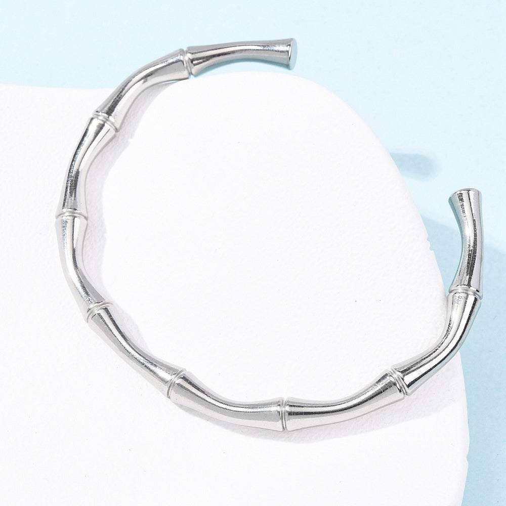 Βραχιόλι με μανσέτα εμπνευσμένο από μπαμπού