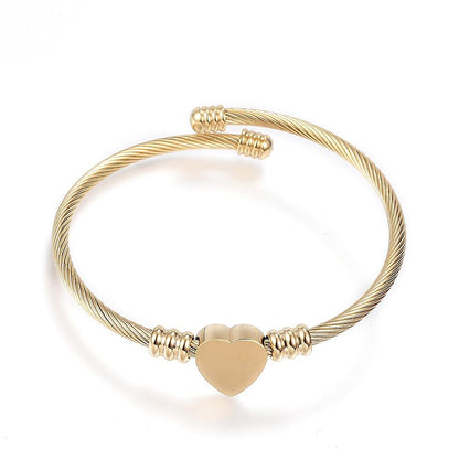 Βραχιόλι με καρδούλες