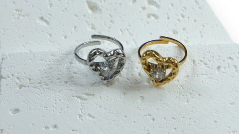 Heart Charm Stainless Steel Rings: A Sparkle of Romance