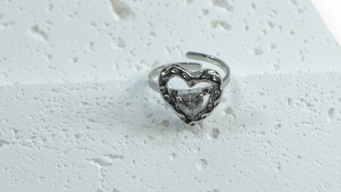 Heart Charm Stainless Steel Rings: A Sparkle of Romance