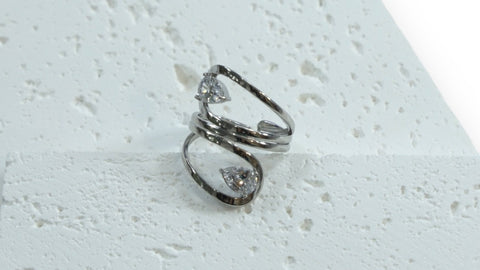 Elegant Tear Crystal Stainless Steel Rings: Shine with Sophistication