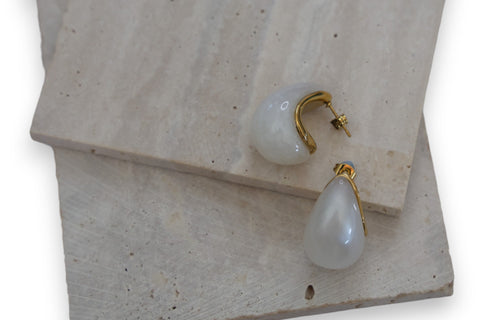 Elegant Teardrop Stainless Steel Earrings – Available in Jade Green & Pearl White