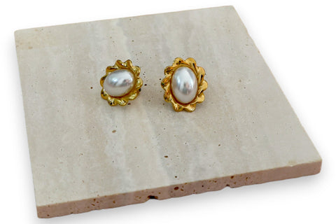 Vintage-Inspired Pearl Stud Earrings in Gold Stainless Steel